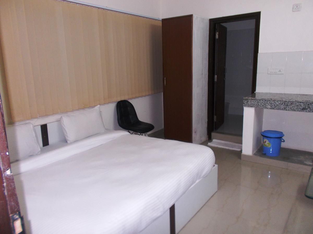 The Radiance Suites And Apartment Nowe Delhi Zewnętrze zdjęcie