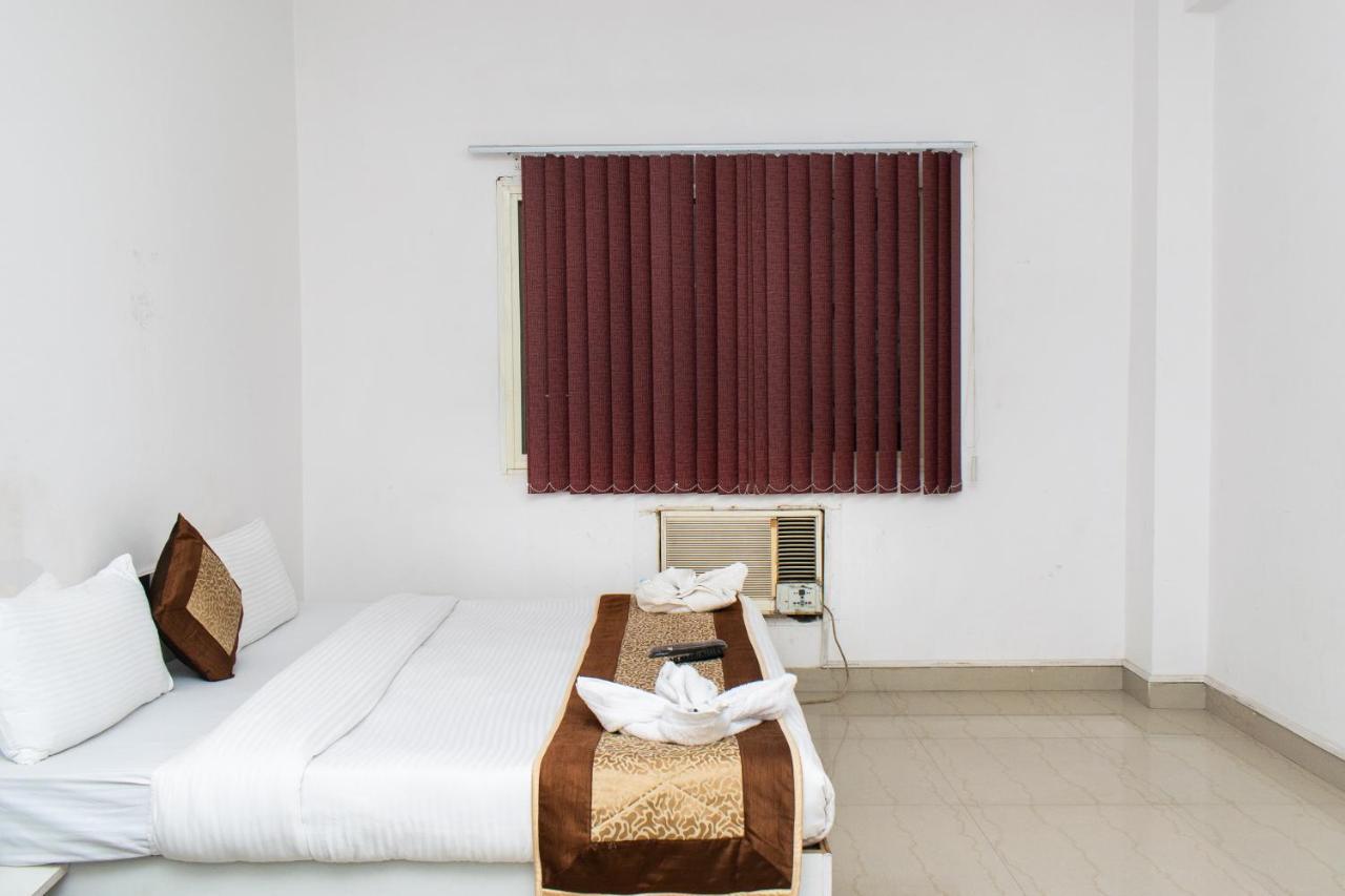 The Radiance Suites And Apartment Nowe Delhi Zewnętrze zdjęcie